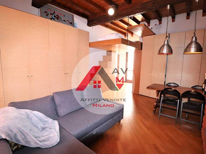 Appartamento bilocale in affitto in Via Dei Fabbri, Carrobbio, Milano