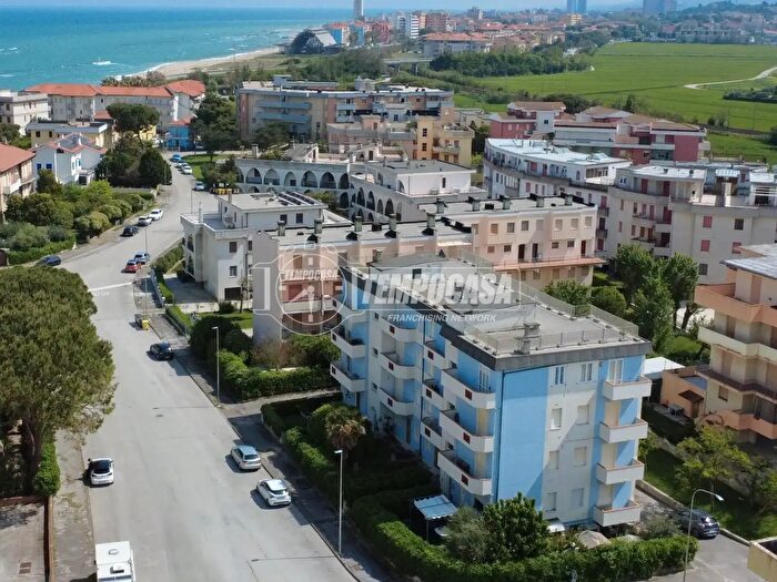 Appartamento trilocale in vendita in Via Pigafetta, Porto Recanati