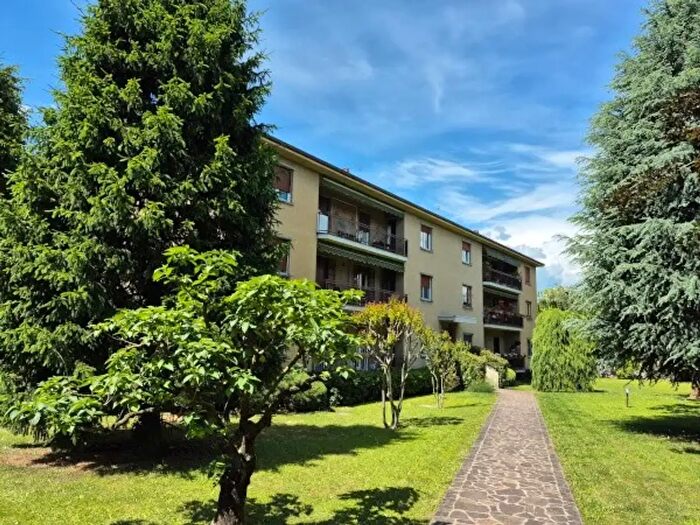 Appartamento trilocale in vendita in Via Giacomo Matteotti, Valbrembo