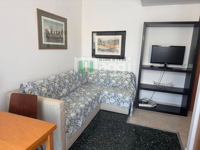 Appartamento bilocale in affitto in Via Lovanio, Moscova, Milano