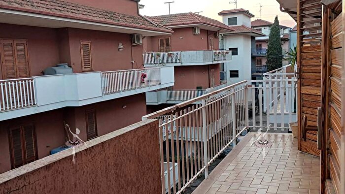 Appartamento quadrilocale in vendita in Via Camillo Barbagallo, Aci SantAntonio