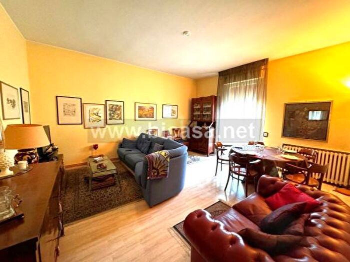 Appartamento con 5 locali in vendita in Pesaro