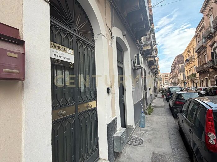 Appartamento bilocale in vendita in Via Celeste, Catania