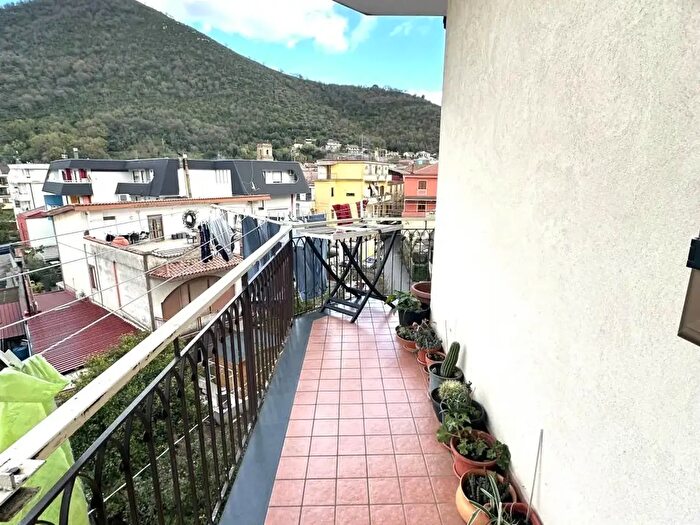 Appartamento con 5 locali in vendita in Nocera Superiore