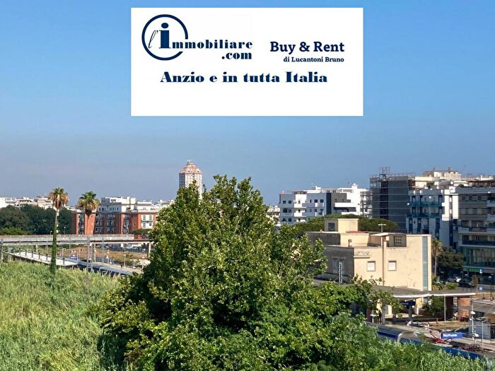 Appartamento quadrilocale in vendita in Via XXIV Maggio, Nettuno