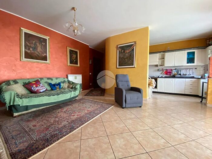 Appartamento quadrilocale in vendita in Via Pianette, Montalto Uffugo