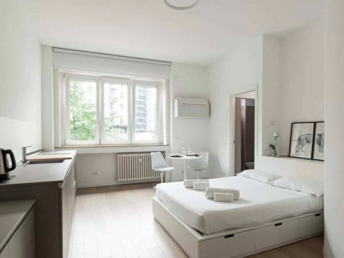 Appartamento in affitto in Via Vincenzo Monti, Sempione, Milano