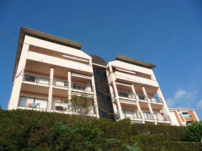 Appartamento bilocale in affitto in Via Enrico Cernuschi, Montello, Varese