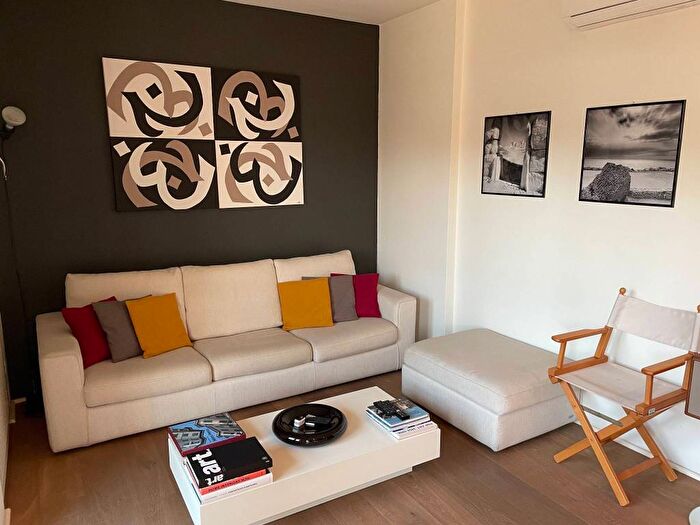 Appartamento bilocale in affitto in Via Alfredo Cappellini, Centrale, Milano