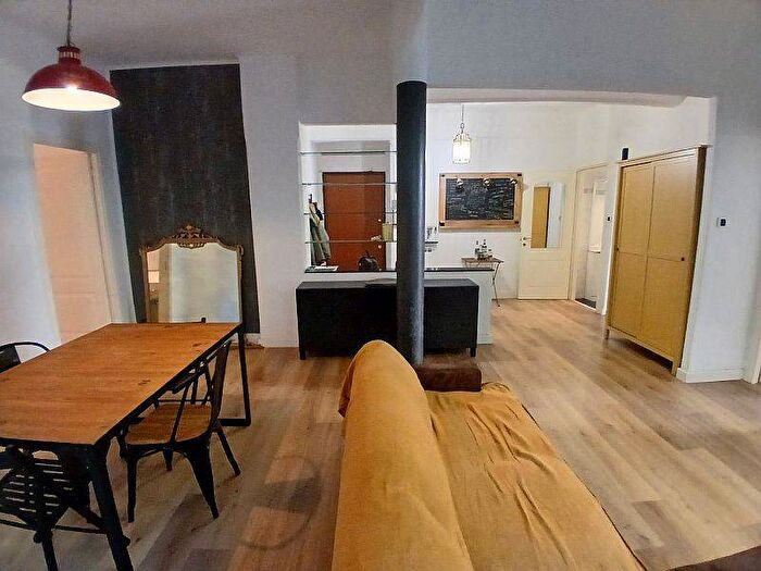 Appartamento trilocale in affitto in Via Venezia, Dinegro, Genova