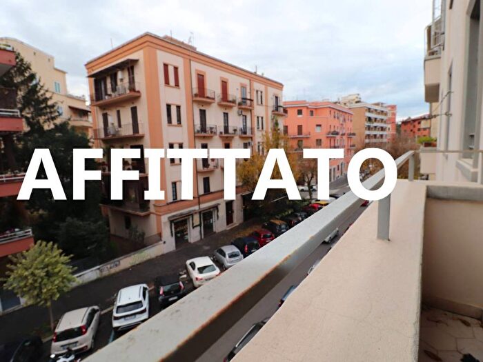 Appartamento trilocale in affitto in Via di Priscilla, Africano Villa Chigi, Roma