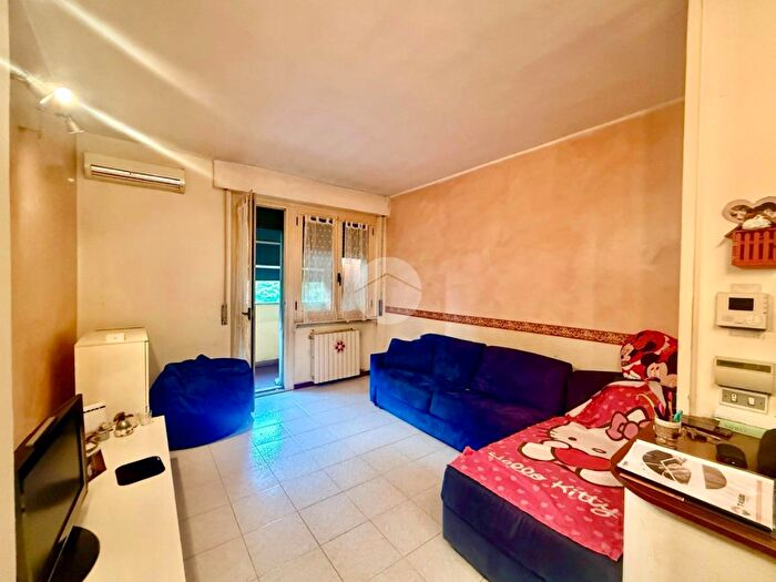 Appartamento trilocale in vendita in Via Angelo Inganni, Milano