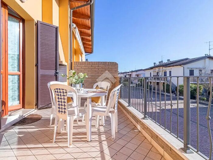 Appartamento quadrilocale in vendita in Via Pinta, Ravenna