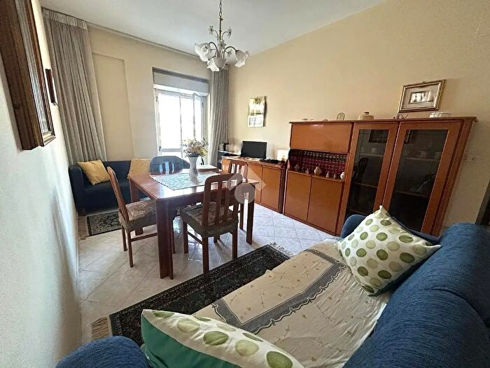 Appartamento trilocale in vendita in Via Giovanni Boccaccio, Barletta