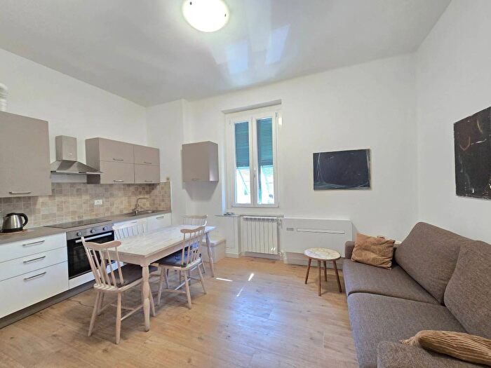 Appartamento quadrilocale in affitto in Via Enrico Toti, Staglieno, Genova