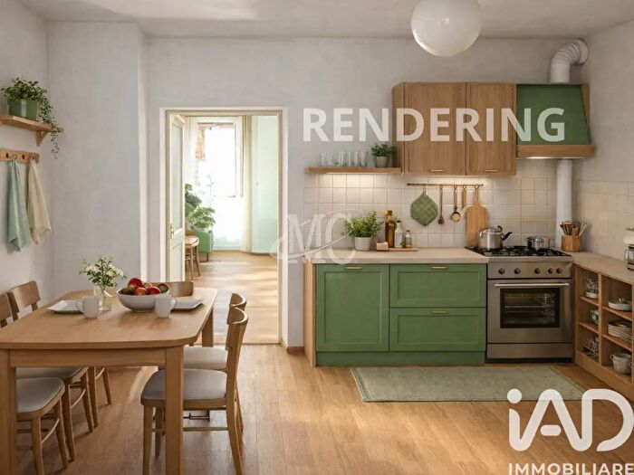 Casa con 6 locali in vendita in Via XXX Maggio Snc, Pieve Tesino