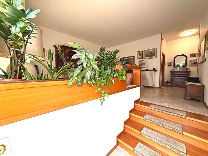 Appartamento con 5 locali in vendita in Guido Monaco, Empoli