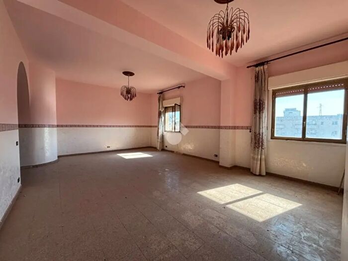 Appartamento con 5 locali in vendita in Via Venezuela, Agrigento