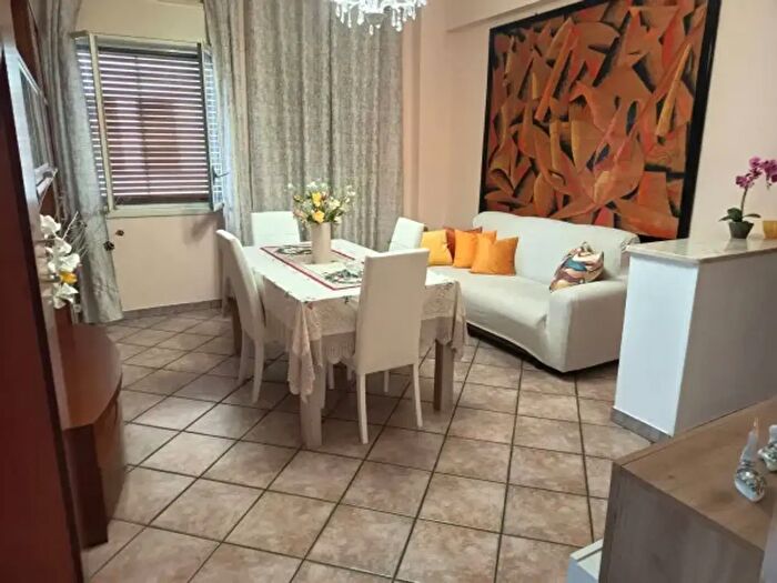 Appartamento trilocale in vendita in Via Agnone, Lentini