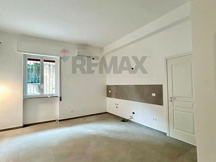 Appartamento bilocale in vendita in Via Filisto, Siracusa