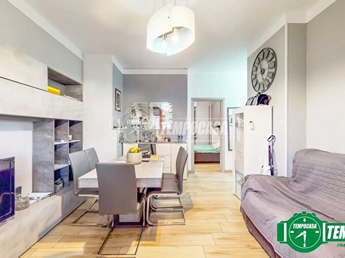 Appartamento trilocale in vendita in Valenza