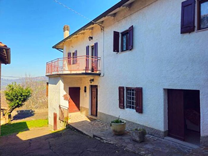 Casa con 5 locali in vendita in Via San Vitale, Palagano