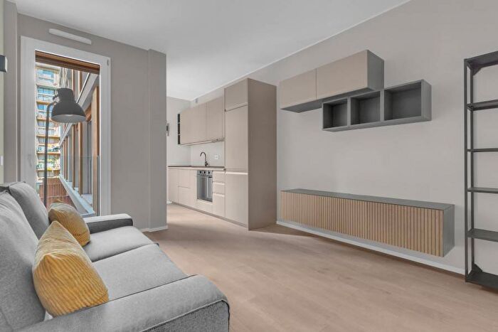 Appartamento bilocale in affitto in Via Luigi Mangiagalli, Città Studi, Milano