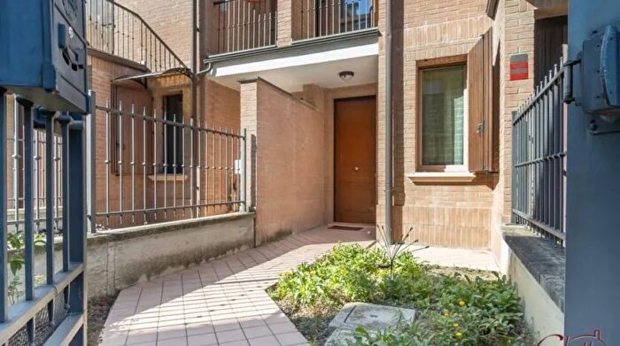 Casa con 5 locali in vendita in Via Arno Cento Cento Paese Ferrara, Cento