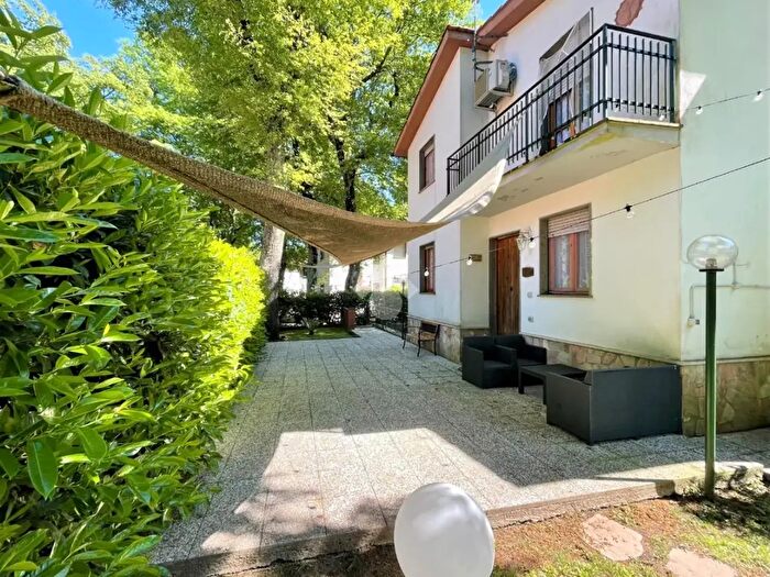 Casa trilocale in vendita in Via dei Tigli, Valentano
