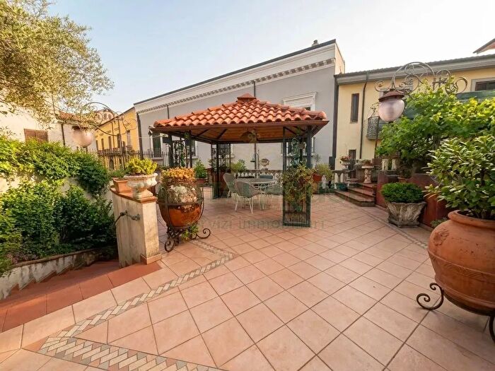 Casa con 6 locali in affitto in Via Belli, Atripalda
