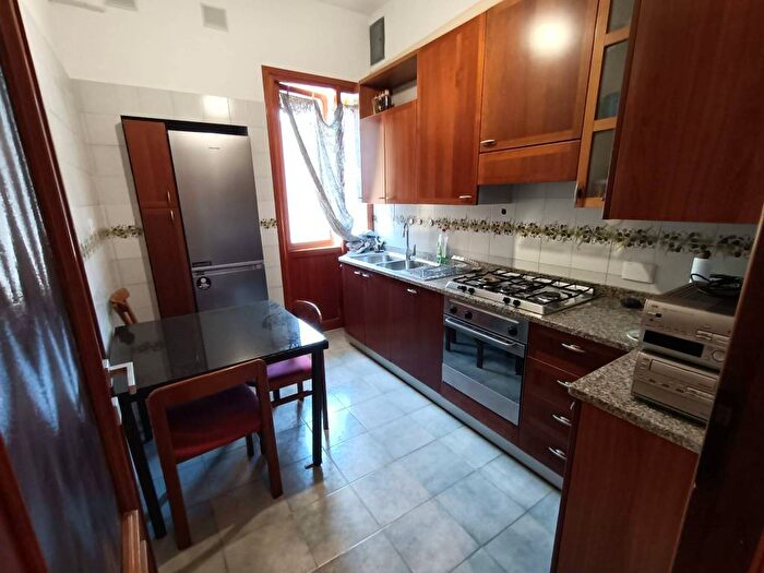 Appartamento bilocale in affitto in Via Pomezia, Re di Roma, Roma