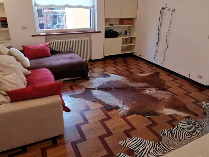 Appartamento trilocale in affitto in PIAZZA DANTE, Centro Città, Genova