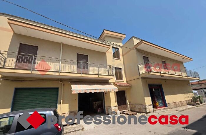 Appartamento con 7 locali in vendita in Corso Vittorio Emanuele II, Taranto