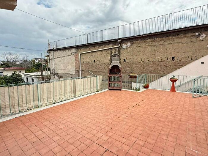 Appartamento trilocale in affitto in Viale Luca Giordano, Centro, SantAnastasia