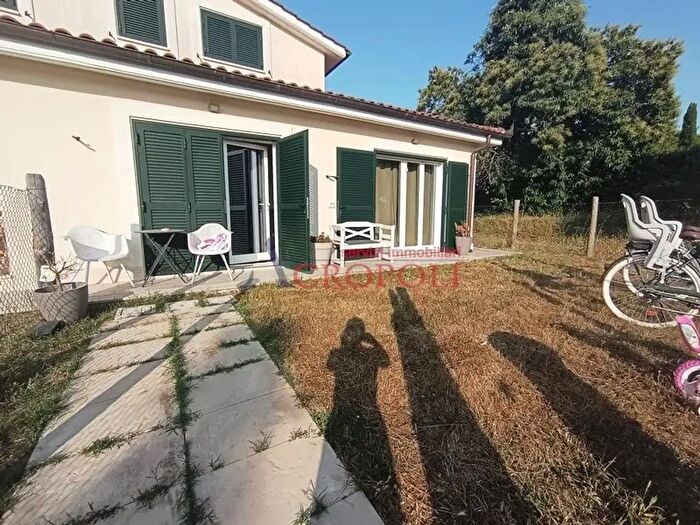 Casa quadrilocale in affitto in Via Comunale di San Francesco, Anguillara Sabazia