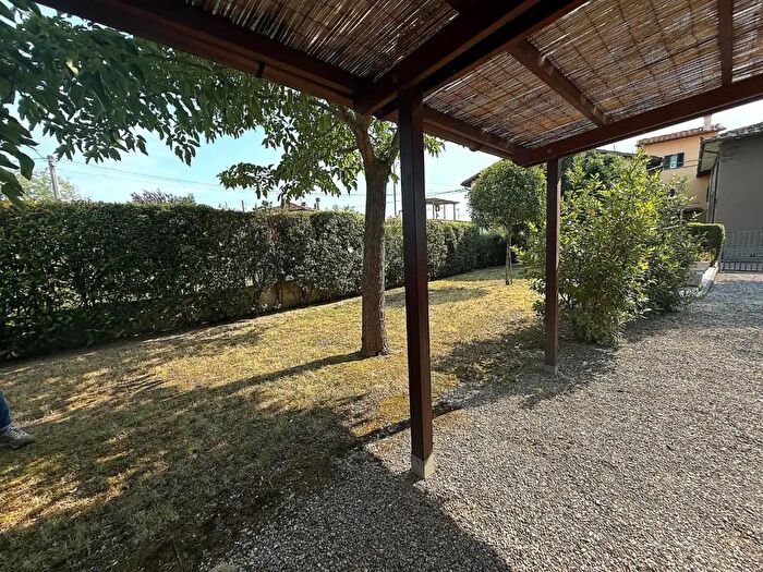 Casa con 5 locali in vendita in di Pianezzoli, Empoli