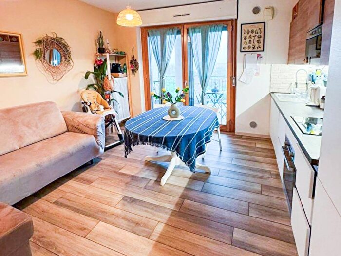 Appartamento trilocale in affitto in Via Caduti in Missione di Pace, Rubattino, Milano