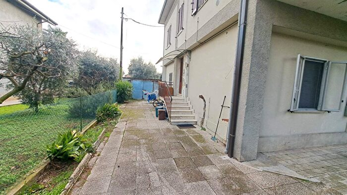 Casa quadrilocale in vendita in Senigallia