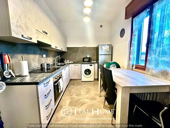 Appartamento quadrilocale in vendita in Via Teodolinda, Verona