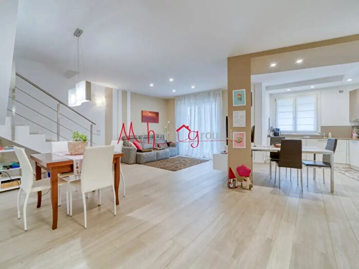 Appartamento con 5 locali in vendita in Via San Giacomo, Albignasego