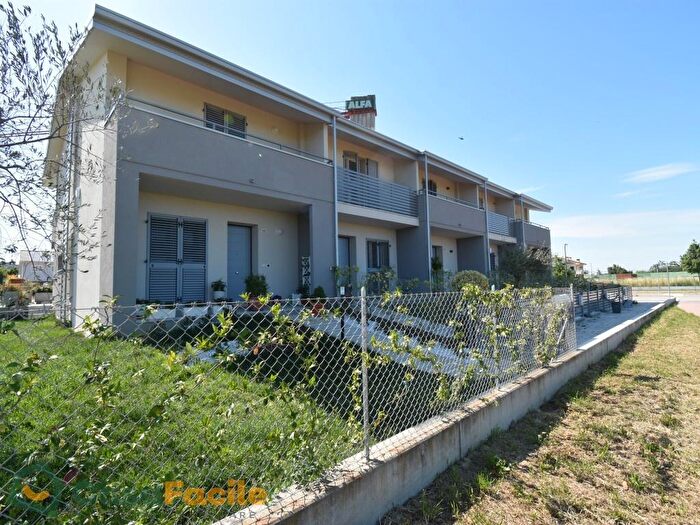 Casa quadrilocale in vendita in Via Cesare Angelini, Cesena