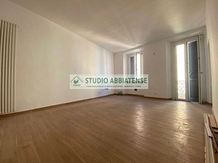 Appartamento trilocale in affitto in Via della Costa, Centro, Vigevano