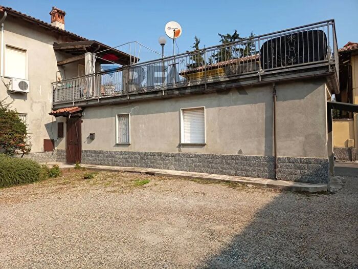 Appartamento quadrilocale in vendita in Via Prevostina, Bastida Pancarana