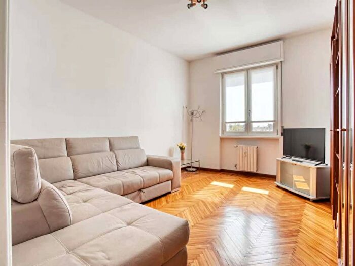 Appartamento bilocale in affitto in Via Tito Vignoli, Giambellino, Milano