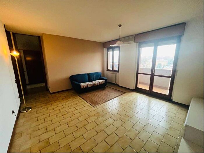 Appartamento trilocale in affitto in Cusano Milanino