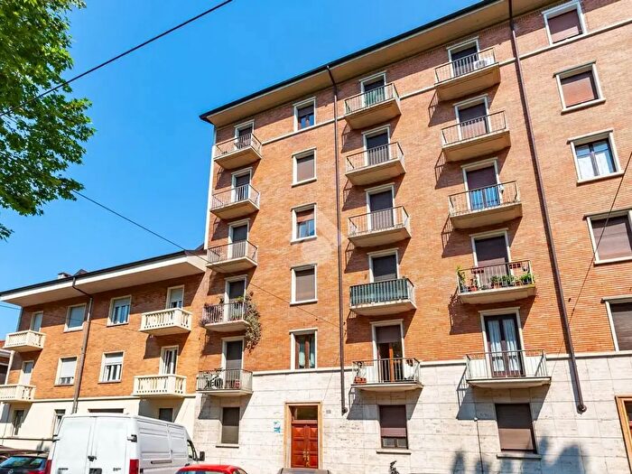 Appartamento trilocale in vendita in Piazza Tommaso Campanella, Torino