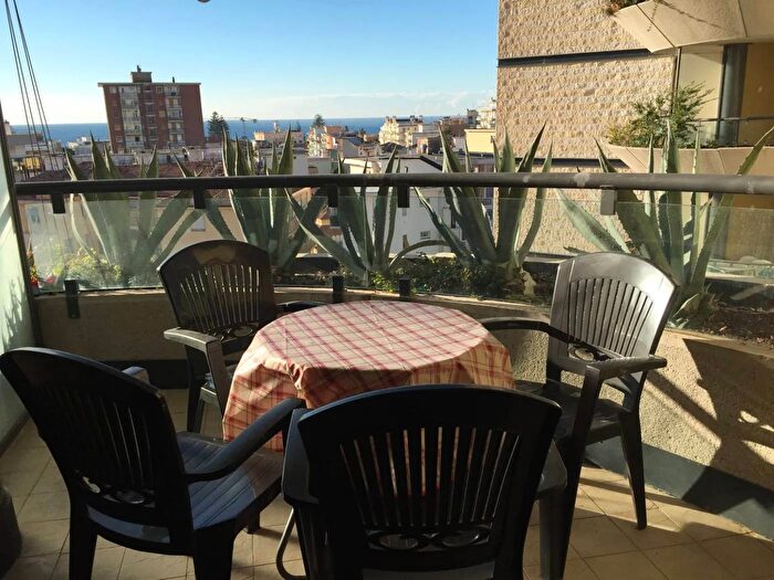 Appartamento bilocale in vendita in Via Cristoforo Colombo Taggia, Taggia