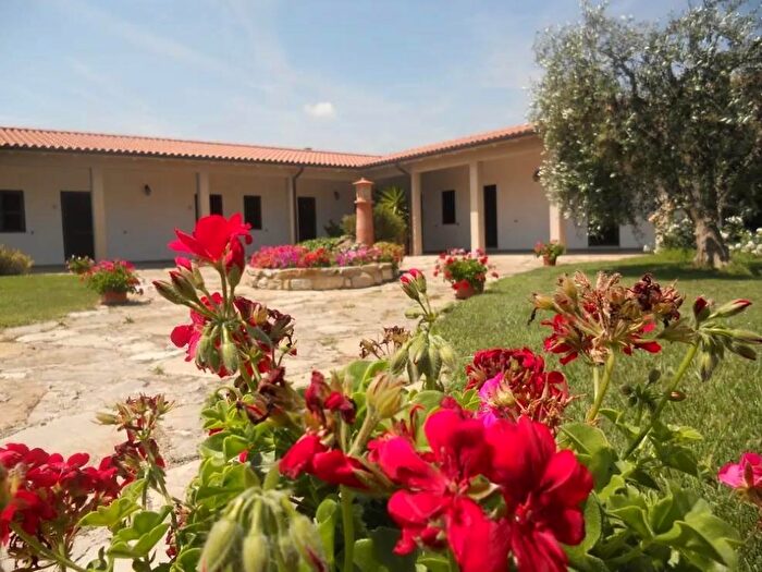 Casa con 15 locali in affitto in Magliano in Toscana, Magliano In Toscana