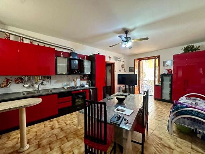 Appartamento bilocale in vendita in Via Gaspare Amodeo, Oliveri