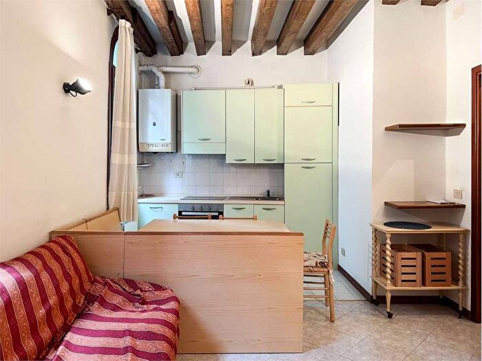 Appartamento bilocale in affitto in cannaregio, Guglie San Leonardo, Venezia